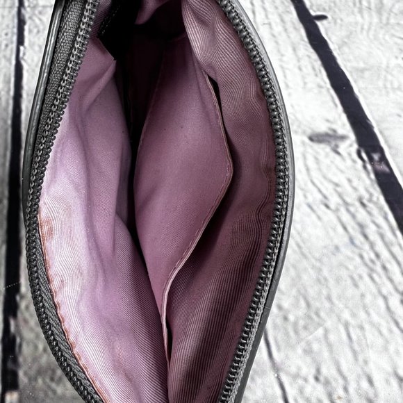 Coach Gray Leather Wristlet Bag Zip Top Pleated Purse - Picture 6 of 7